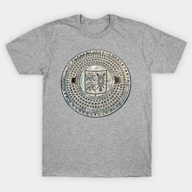 Manhole cover T-Shirt by Mimie20